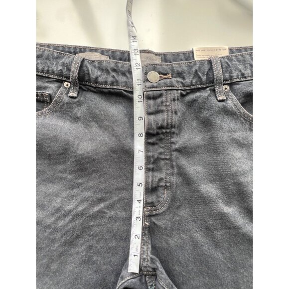 Universal Thread High-Waist Distressed Denim Shorts Button-Fly Closure Size 17 - Picture 4 of 10